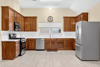 9002 Durham Manor Lane, Houston, TX 77075 - Photo 12