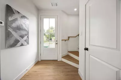 1739 Mary Street, Houston, TX 77026 - Photo 8