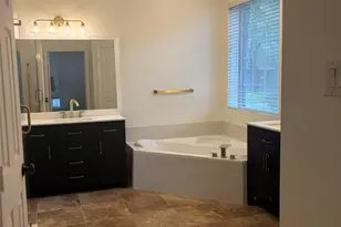 22 E Sterling Pond Cir, Spring, TX 77382 - Photo 18