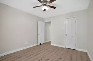 22 E Sterling Pond Cir, Spring, TX 77382 - Photo 18