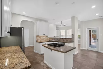 22 E Sterling Pond Circle, Spring, TX 77382 - Photo 12