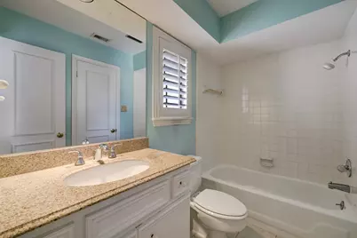 2313 Nantucket Drive #B, Houston, TX 77057 - Photo 10