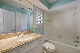 2313 Nantucket Dr, Houston, TX 77057 - Photo 10