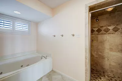 2313 Nantucket Drive #B, Houston, TX 77057 - Photo 14