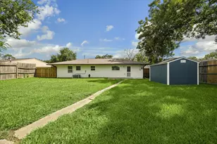 611 Marleen St, Houston, TX 77034 - Photo 10