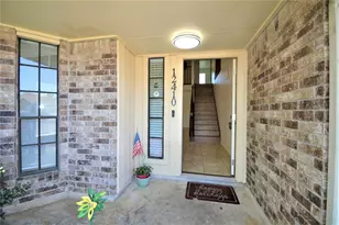 12410 Meadow Briar Dr, Stafford, TX 77477 - Photo 18