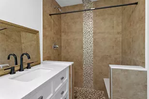 403 Meters St, Houston, TX 77020 - Photo 34