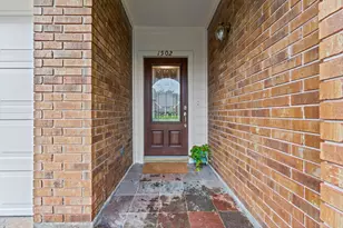 1502 Beechurst Ct, Houston, TX 77062 - Photo 4