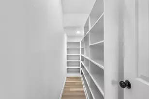 1319 W Bell St, Houston, TX 77019 - Photo 10