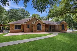 223 Pin Oak Ln, Magnolia, TX 77354 - Photo 2