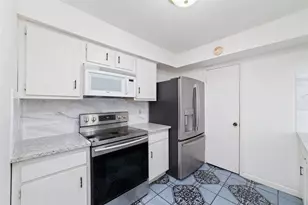 4022 Belle Park Dr, Houston, TX 77072 - Photo 16