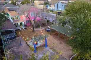 1515 19th St, Galveston, TX 77550 - Photo 2