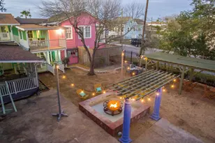 1515 19th St, Galveston, TX 77550 - Photo 1