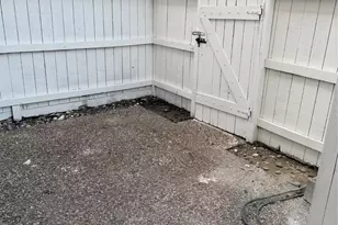 8321 Nairn St, Houston, TX 77074 - Photo 20