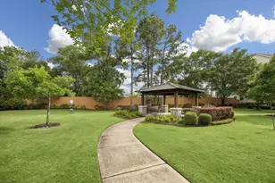 1018 Shepherd Oaks Dr, Houston, TX 77018 - Photo 36