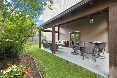 1018 Shepherd Oaks Drive, Houston, TX 77018 - Photo 12