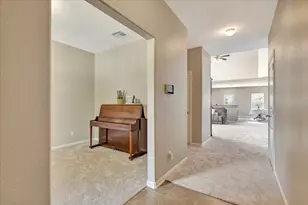 3105 Cambridge Meadows Ln, Dickinson, TX 77539 - Photo 6