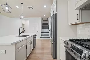 2732 Rogliano Ln, League City, TX 77573 - Photo 14