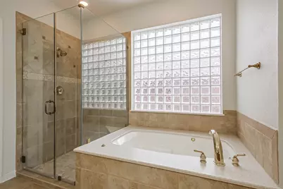 633 Clarenda Falls Drive, Sugar Land, TX 77479 - Photo 28