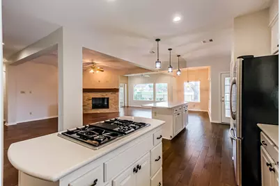 633 Clarenda Falls Drive, Sugar Land, TX 77479 - Photo 16