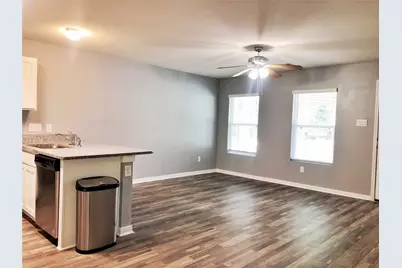 217 Cherry Tree, Livingston, TX 77351 - Photo 4