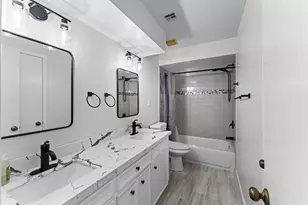 11535 Ella Lee Ln, Houston, TX 77077 - Photo 14
