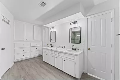 11535 Ella Lee Lane, Houston, TX 77077 - Photo 18