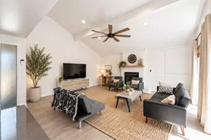 11535 Ella Lee Ln, Houston, TX 77077 - Photo 4