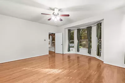 118 W Russet Grove Circle, The Woodlands, TX 77384 - Photo 32