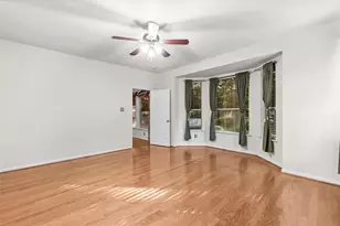 118 W Russet Grove Cir, The Woodlands, TX 77384 - Photo 32