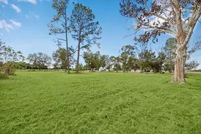 1513 County Road 210, Angleton, TX 77515 - Photo 16