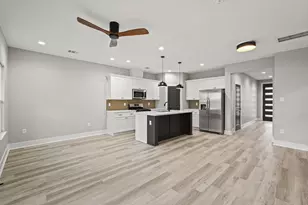 2113 St Charles St, Houston, TX 77003 - Photo 16