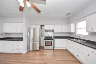 6 Jenkins St, Houston, TX 77003 - Photo 28