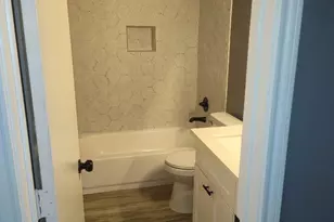 2687 Gessner Rd, Houston, TX 77080 - Photo 22