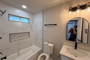 3268 Holman St, Houston, TX 77004 - Photo 12