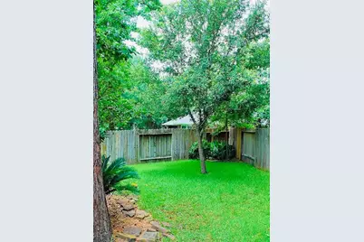 26 Jewelsford Drive, The Woodlands, TX 77382 - Photo 18