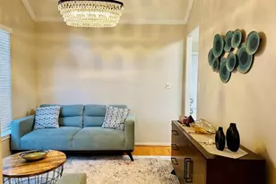 26 Jewelsford Dr, The Woodlands, TX 77382 - Photo 2