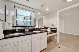 5338 Brownway St, Houston, TX 77056 - Photo 8