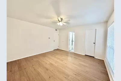 4 Marabou Place, The Woodlands, TX 77380 - Photo 12