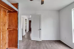 5603 N Wayside Dr, Houston, TX 77028 - Photo 24