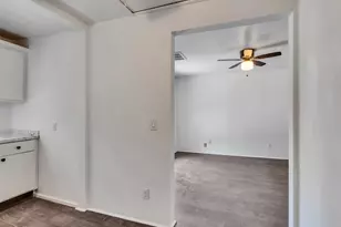5603 N Wayside Dr, Houston, TX 77028 - Photo 16