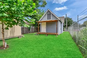 5603 N Wayside Dr, Houston, TX 77028 - Photo 26