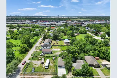 5603 N Wayside Drive, Houston, TX 77028 - Photo 32