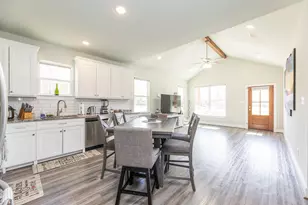 9 Drywood Ln, Huntsville, TX 77340 - Photo 6