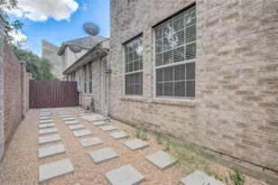 3207 Holly Crossing Dr, Houston, TX 77042 - Photo 36