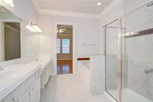 3207 Holly Crossing Dr, Houston, TX 77042 - Photo 22