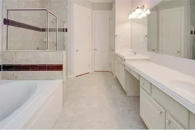 3207 Holly Crossing Drive, Houston, TX 77042 - Photo 20