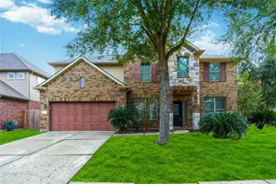 26049 Kingshill Dr, Kingwood, TX 77339 - Photo 2