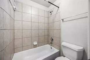 26049 Kingshill Dr, Kingwood, TX 77339 - Photo 38