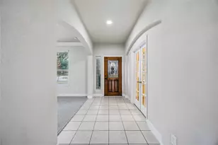 26049 Kingshill Dr, Kingwood, TX 77339 - Photo 4